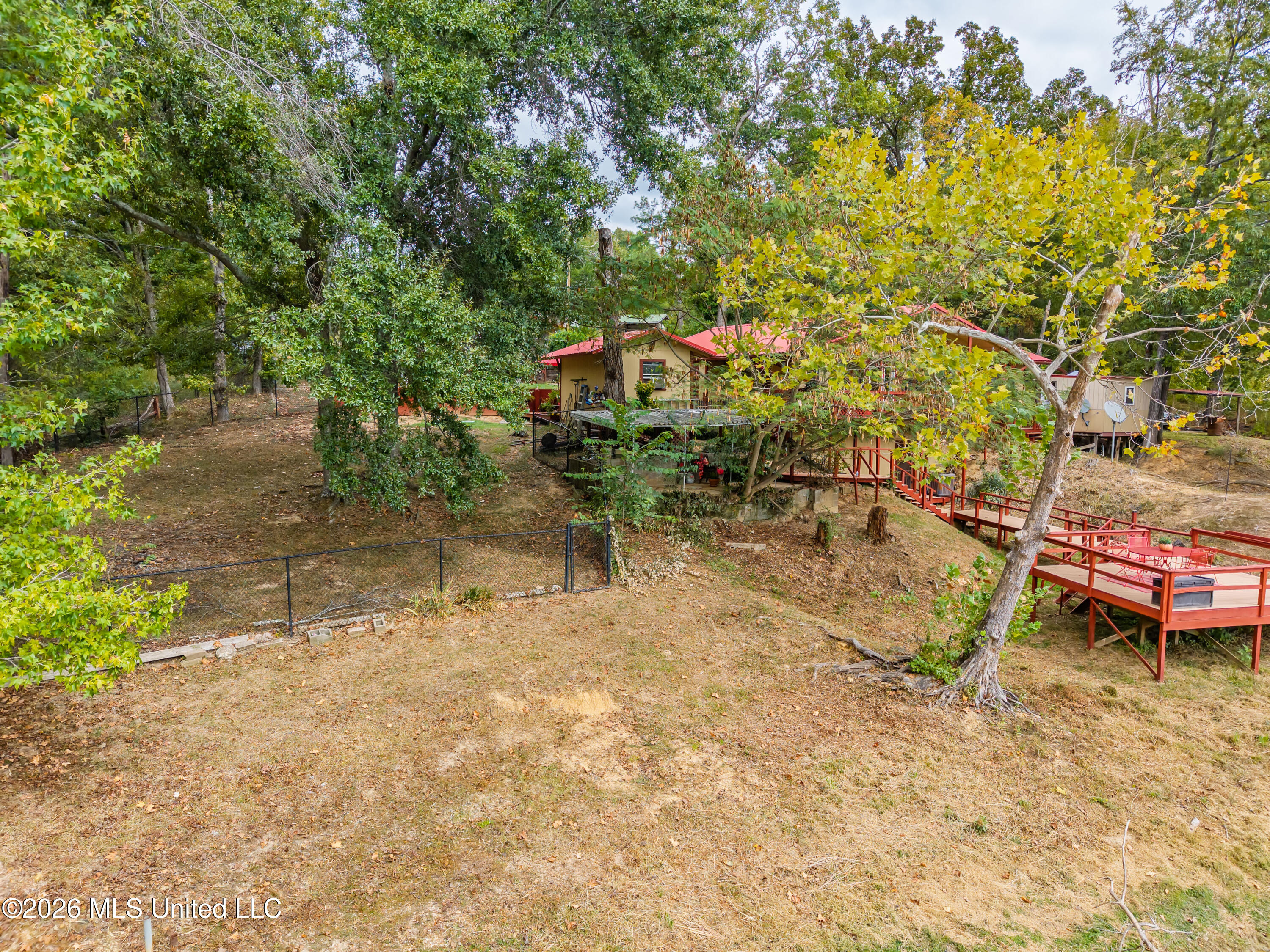 501 Mid Valley Boulevard Property Photo 11