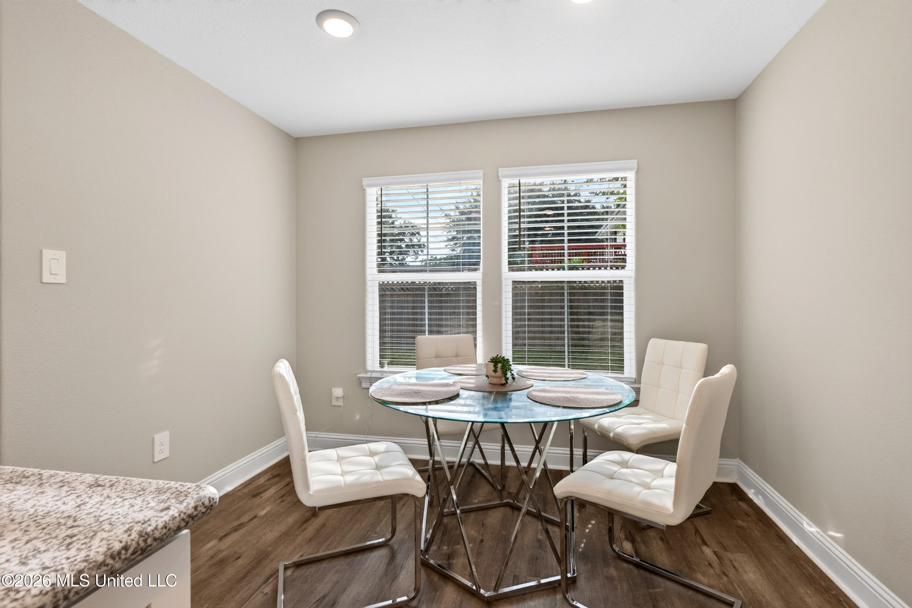 130 Pointe Breeze Way Property Photo 15