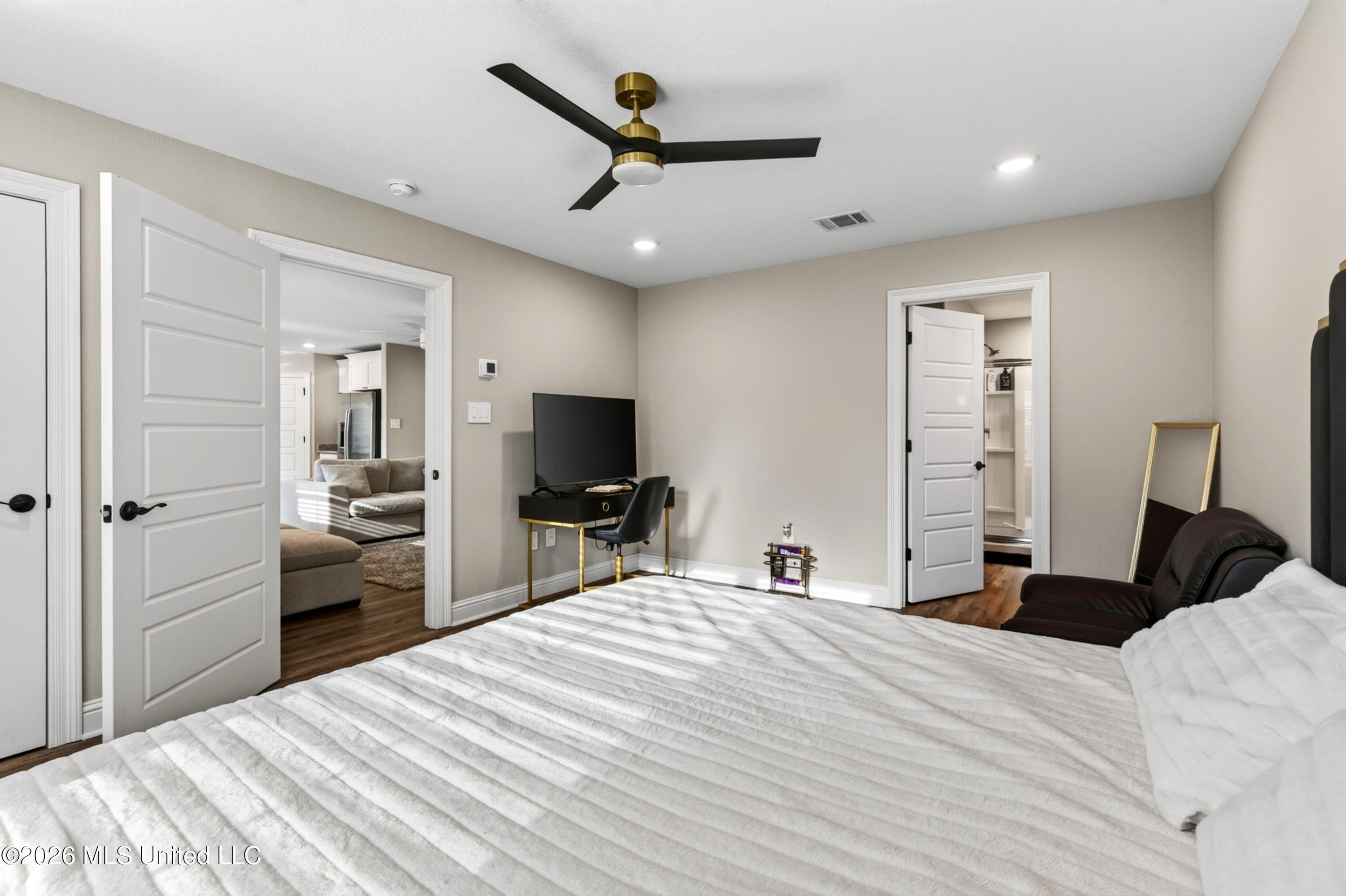 130 Pointe Breeze Way Property Photo 17