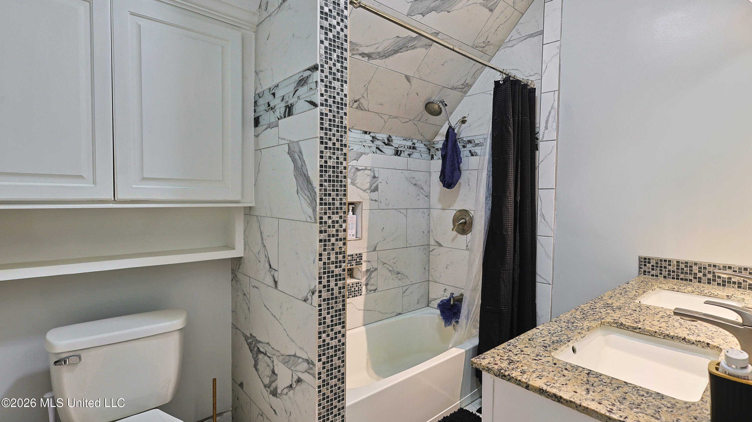 359 Emerald Way Property Photo 18