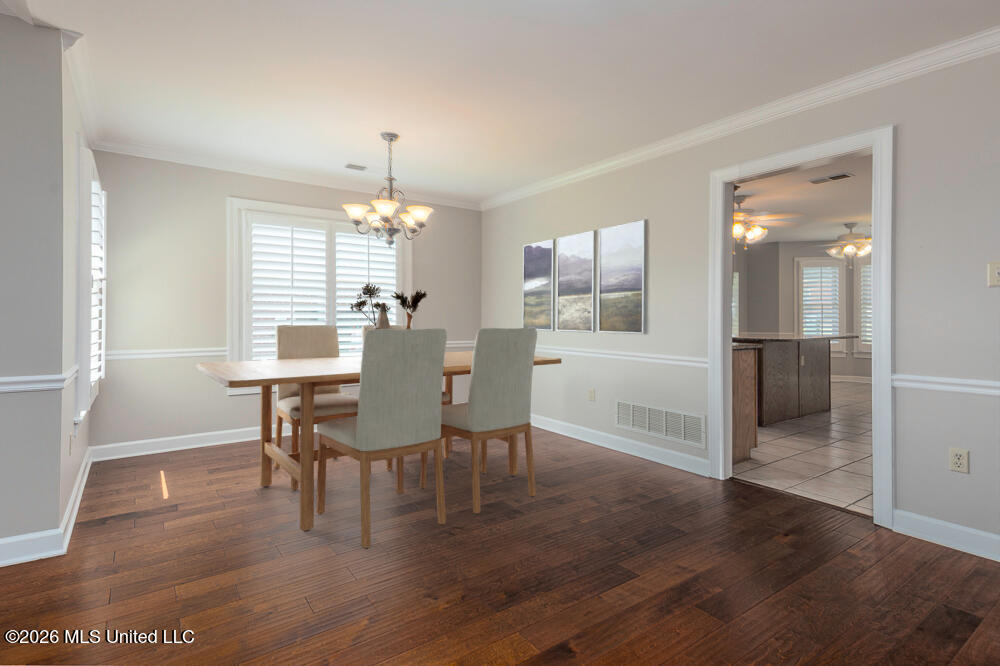 9423 S Laurel Hill Property Photo 13