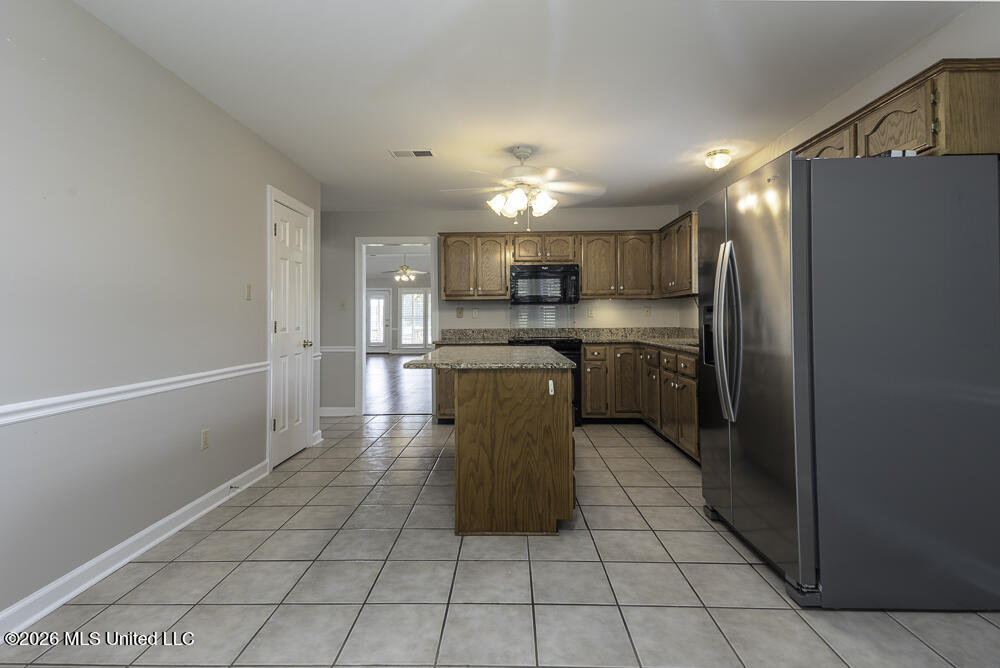 9423 S Laurel Hill Property Photo 15