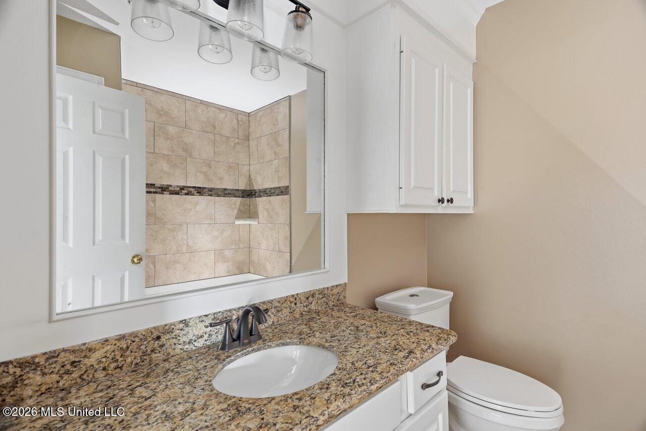 112 E Magnolia Place Property Photo 17