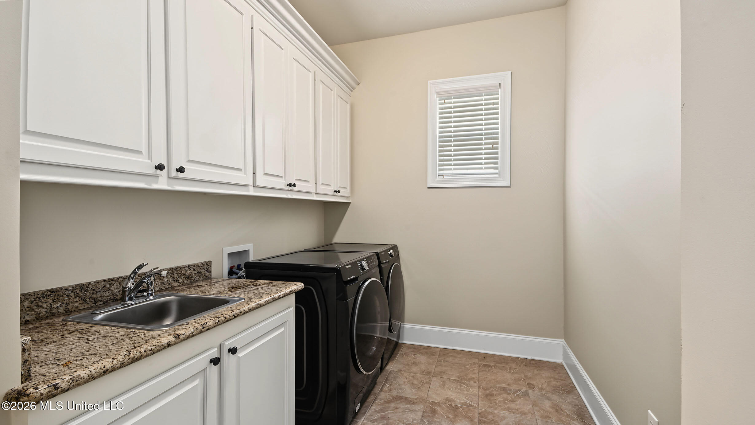 115 Hampton Chase Property Photo 32