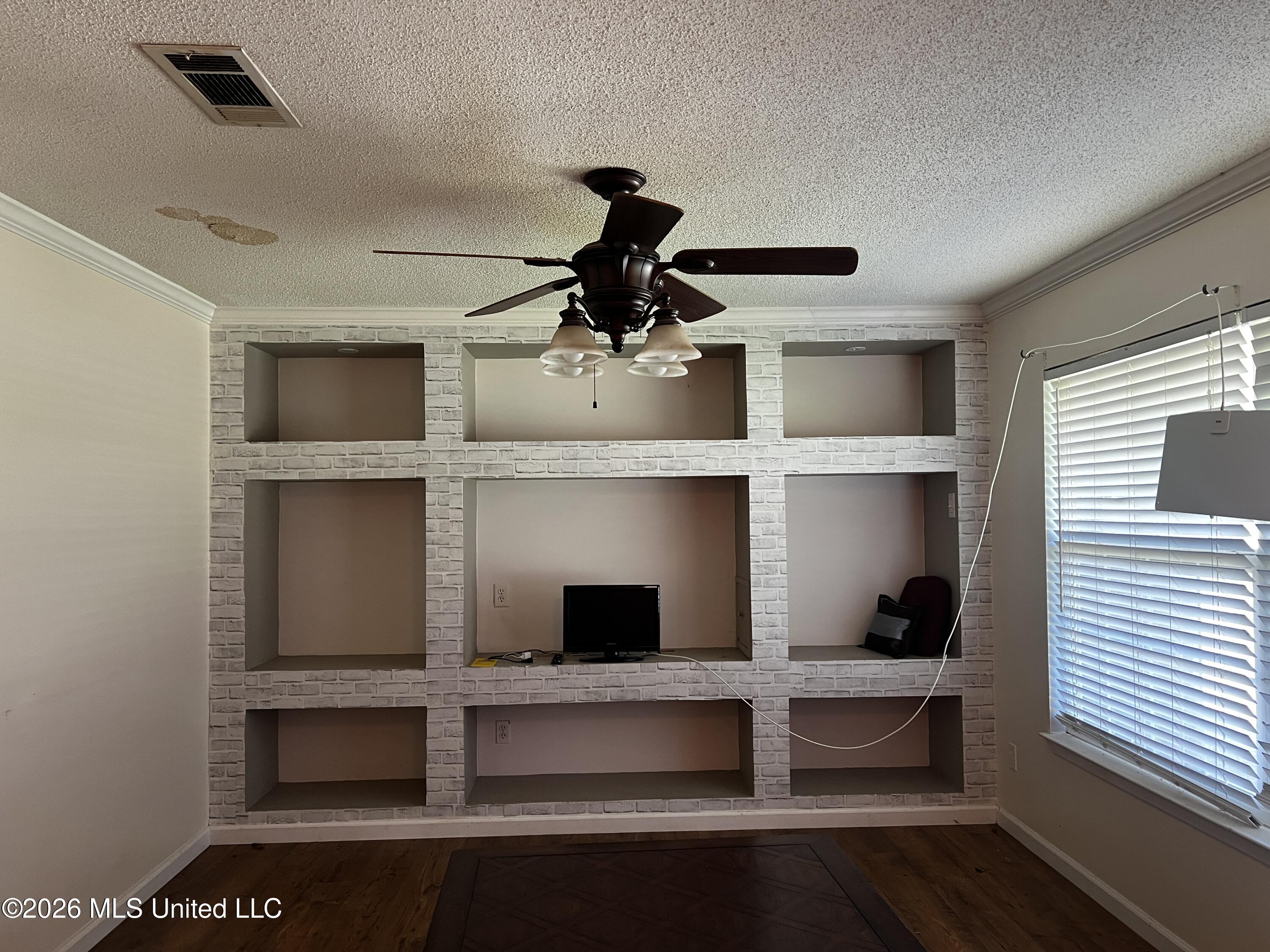206 Janelle Drive Property Photo 3