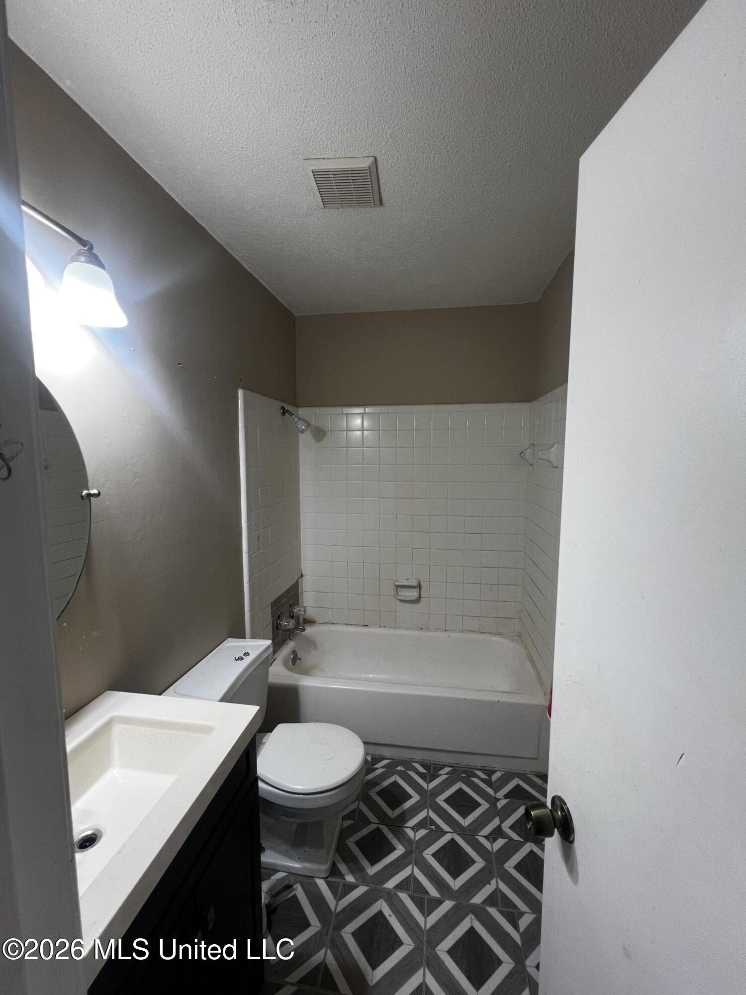 206 Janelle Drive Property Photo 11