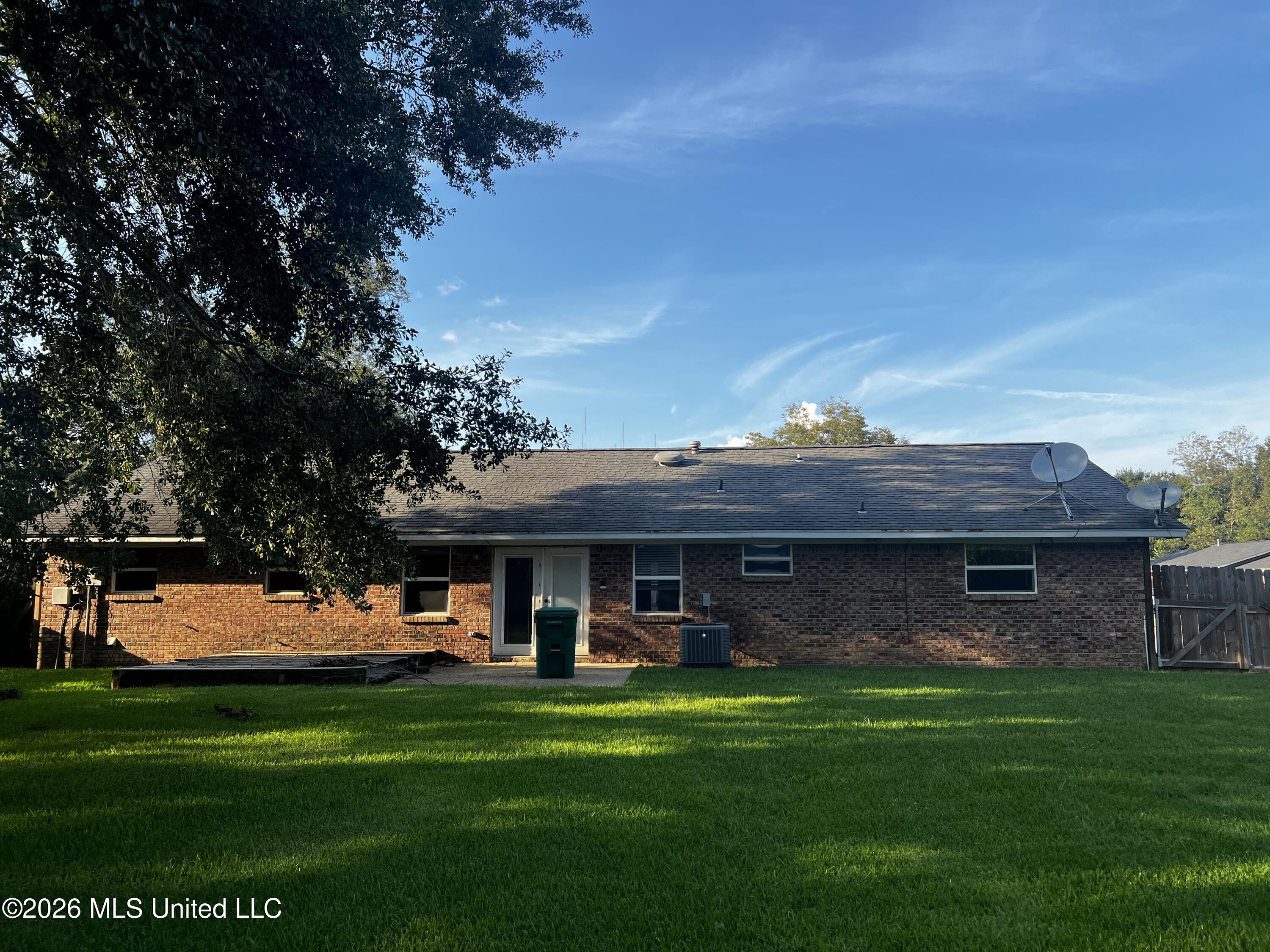 206 Janelle Drive Property Photo 18