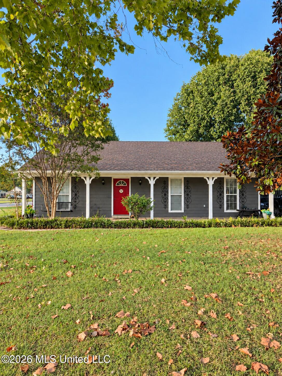 7424 Grace Boulevard Property Photo 1