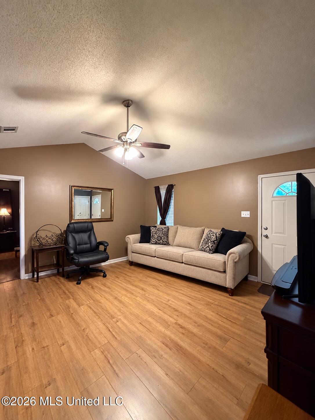 7424 Grace Boulevard Property Photo 2