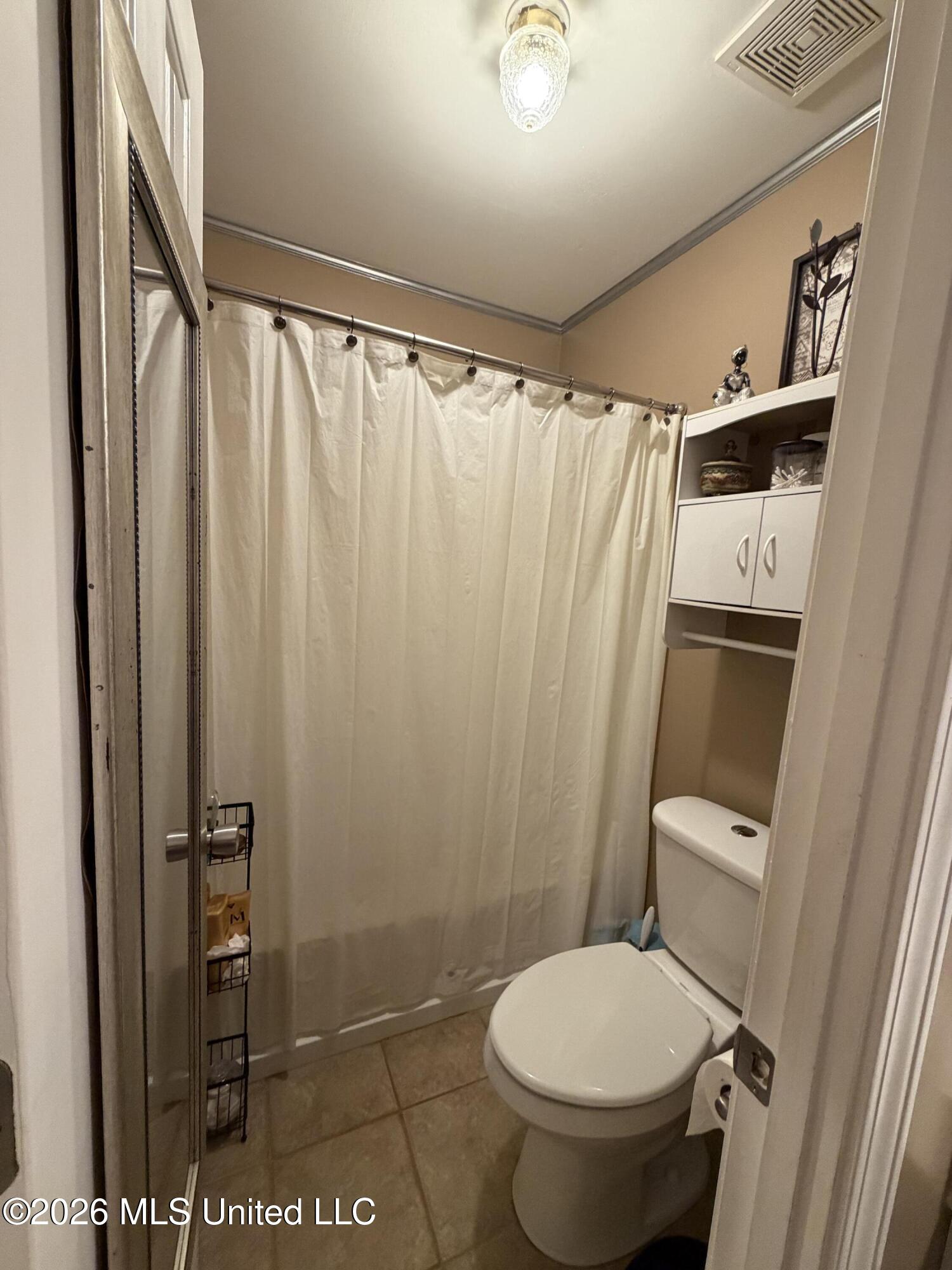 7424 Grace Boulevard Property Photo 10