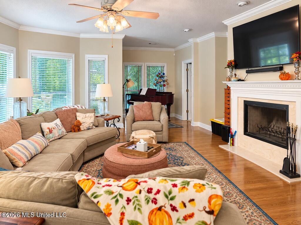16 Timber Creek Drive Property Photo 8
