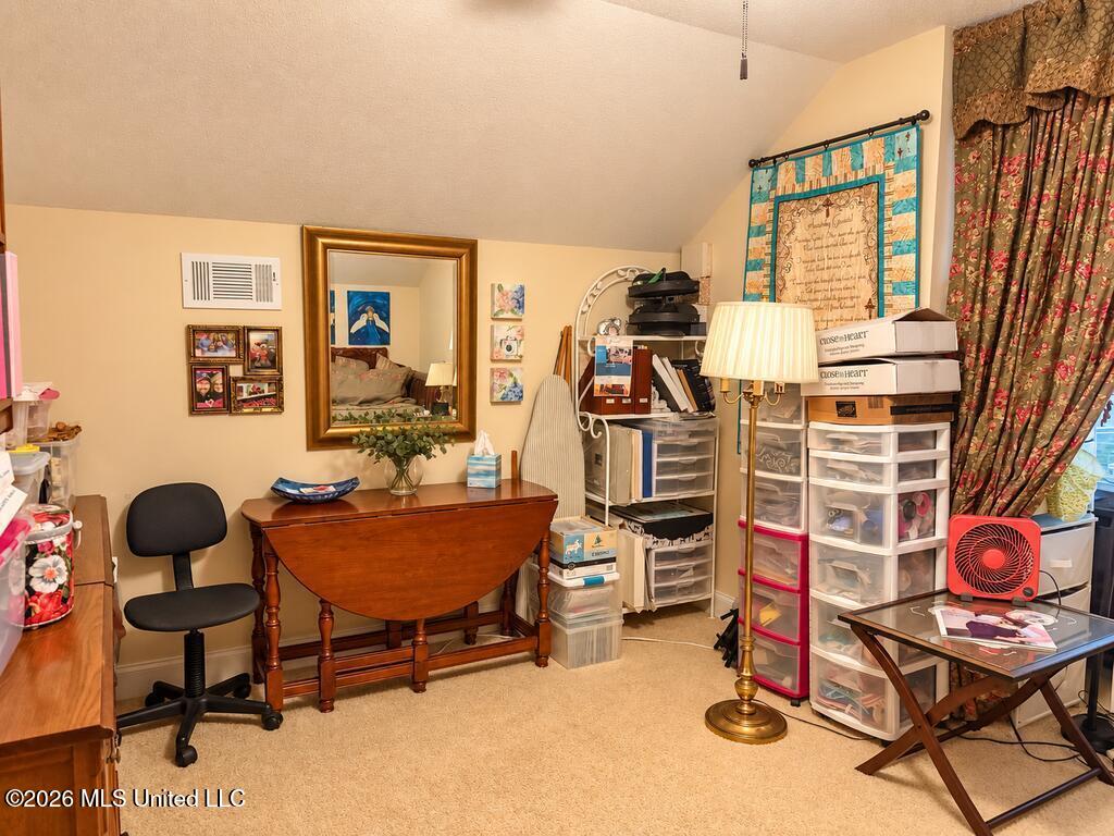 16 Timber Creek Drive Property Photo 15