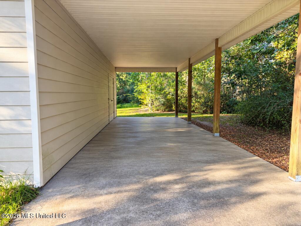 16 Timber Creek Drive Property Photo 21
