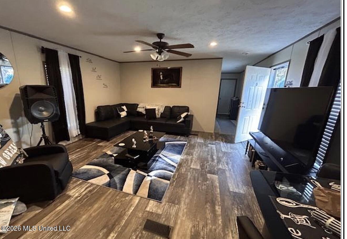 5172 Rockport Road Property Photo 12