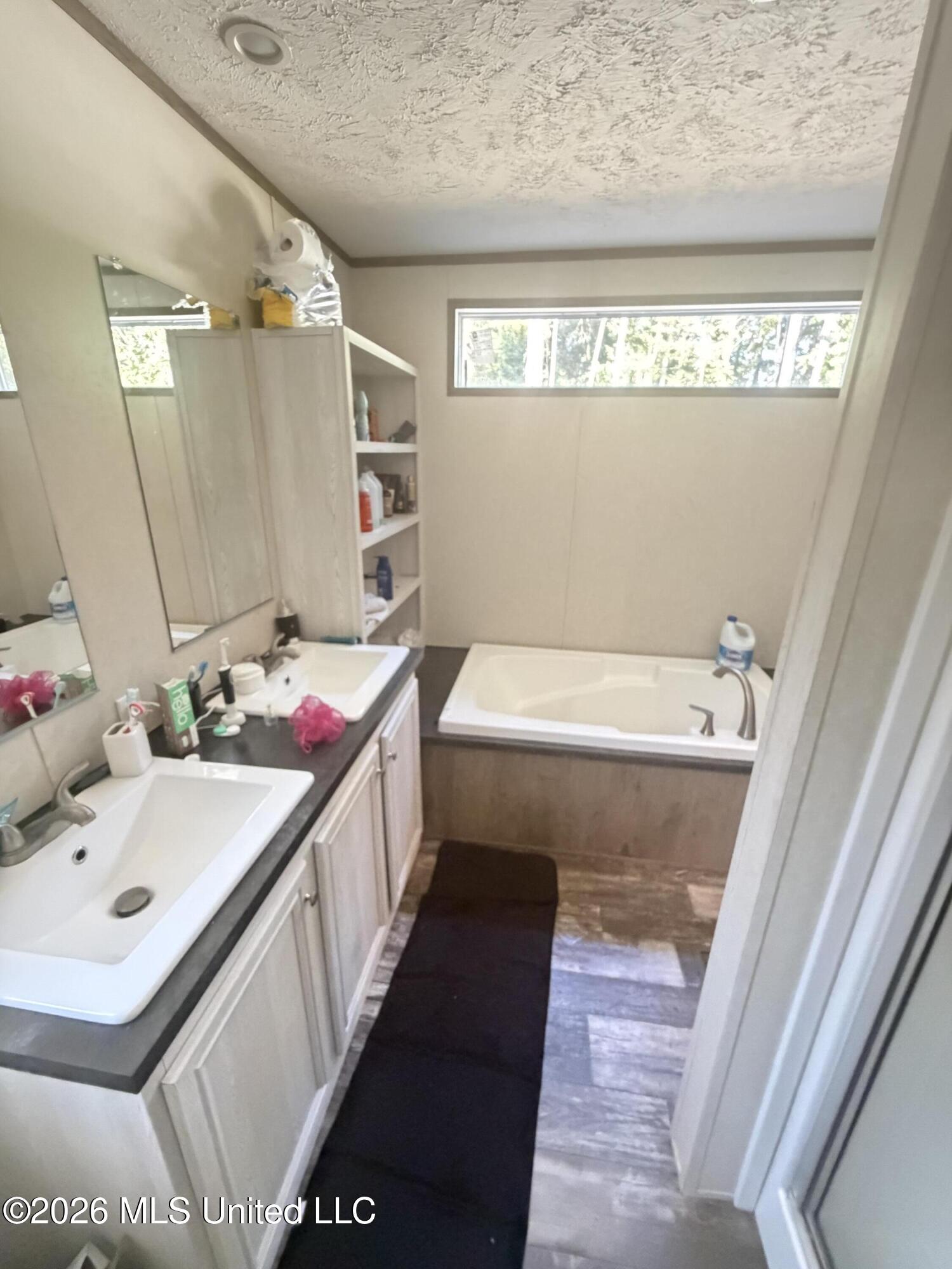 5172 Rockport Road Property Photo 18