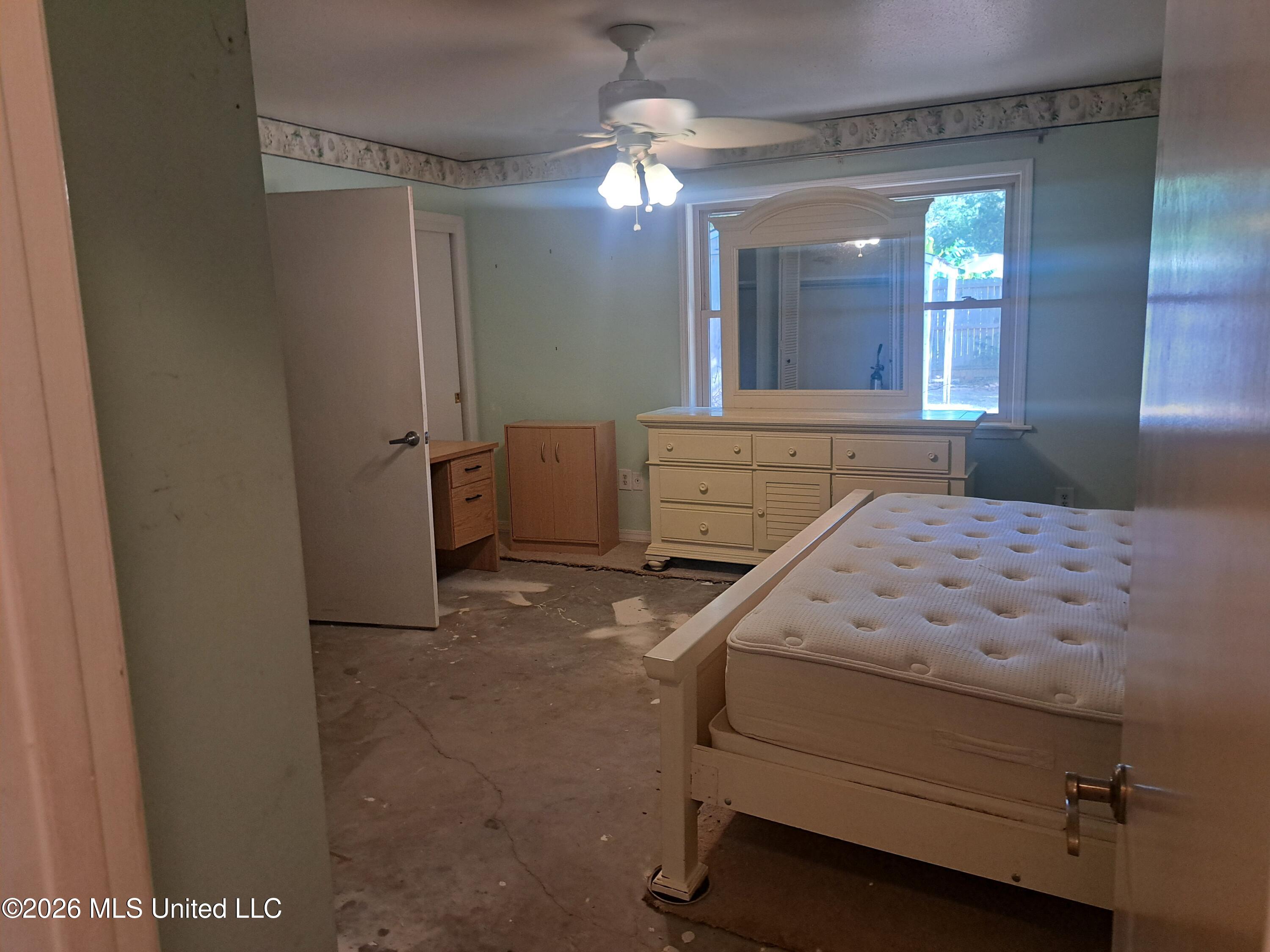 176 Crossover Drive Property Photo 7
