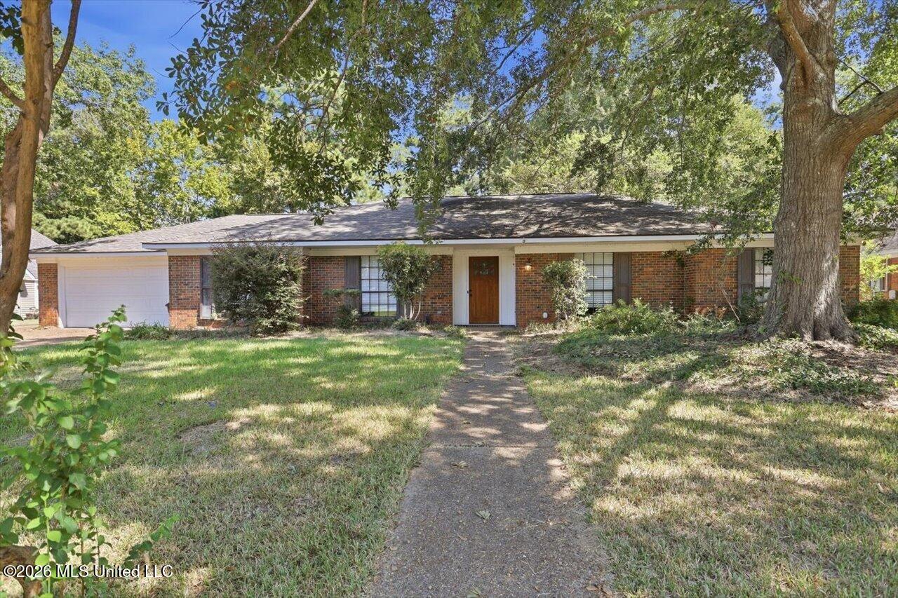 144 Westlake Drive Property Photo 1