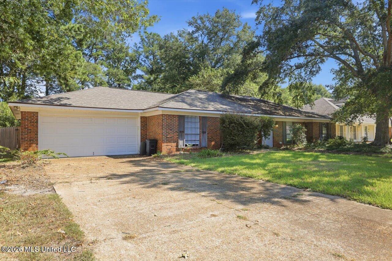 144 Westlake Drive Property Photo 2