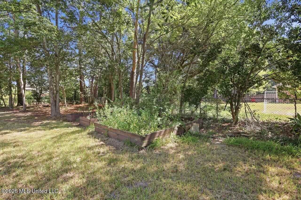 144 Westlake Drive Property Photo 38
