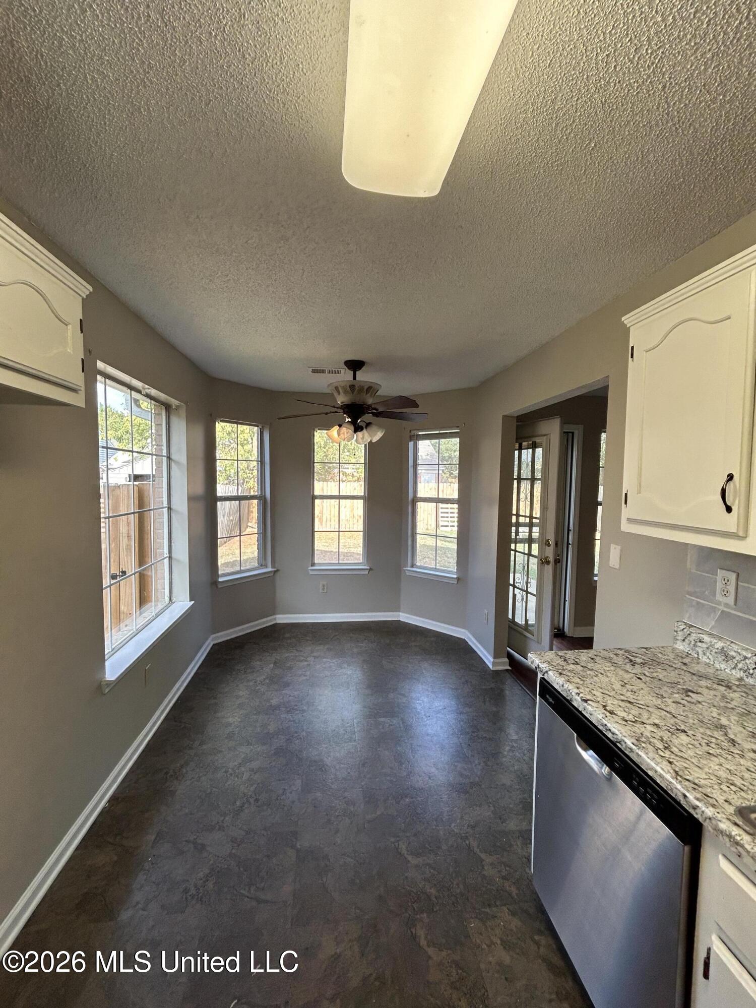 5578 Alexandria Lane Property Photo 12