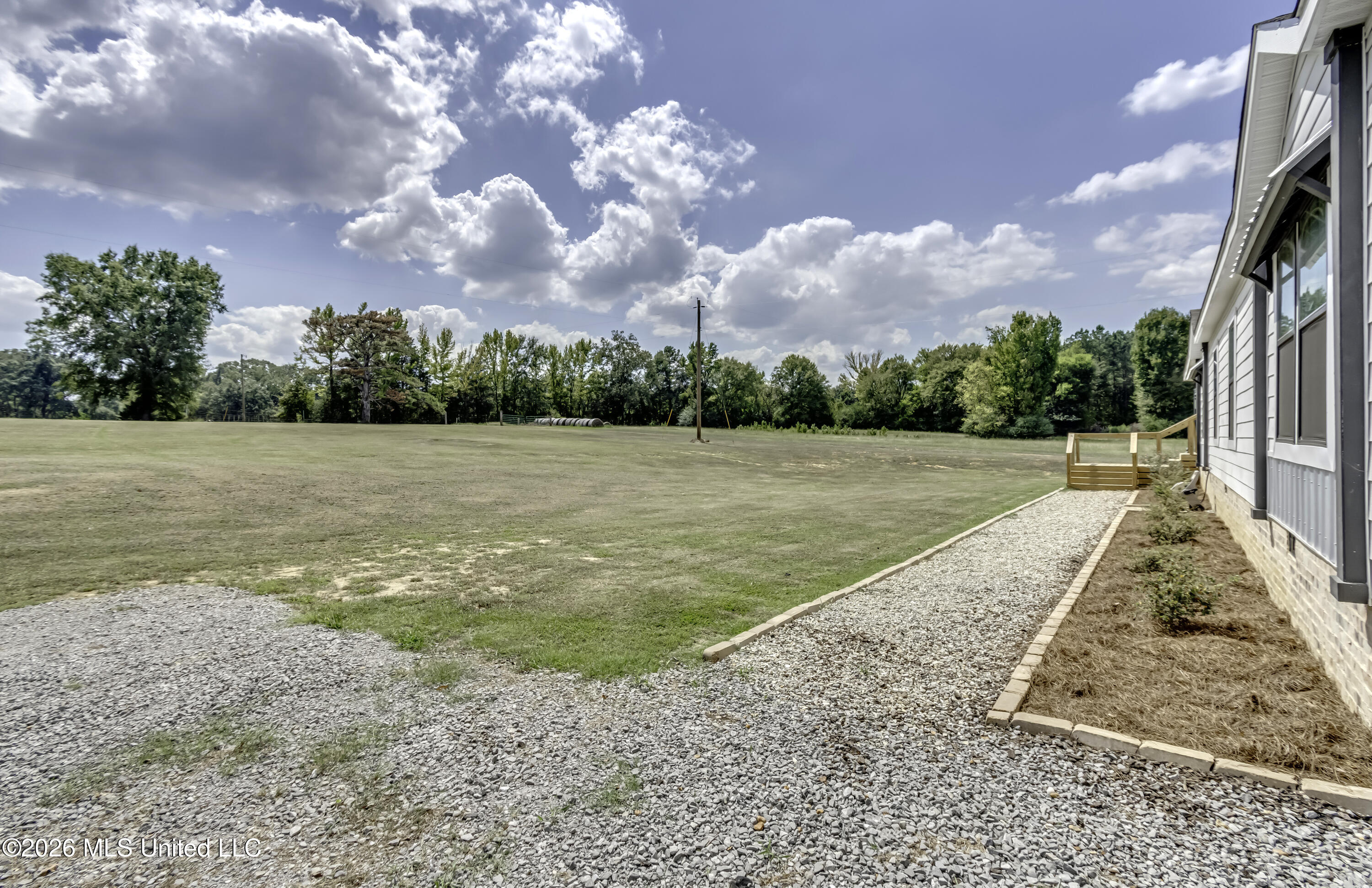 1534 Stokes Road Property Photo 5