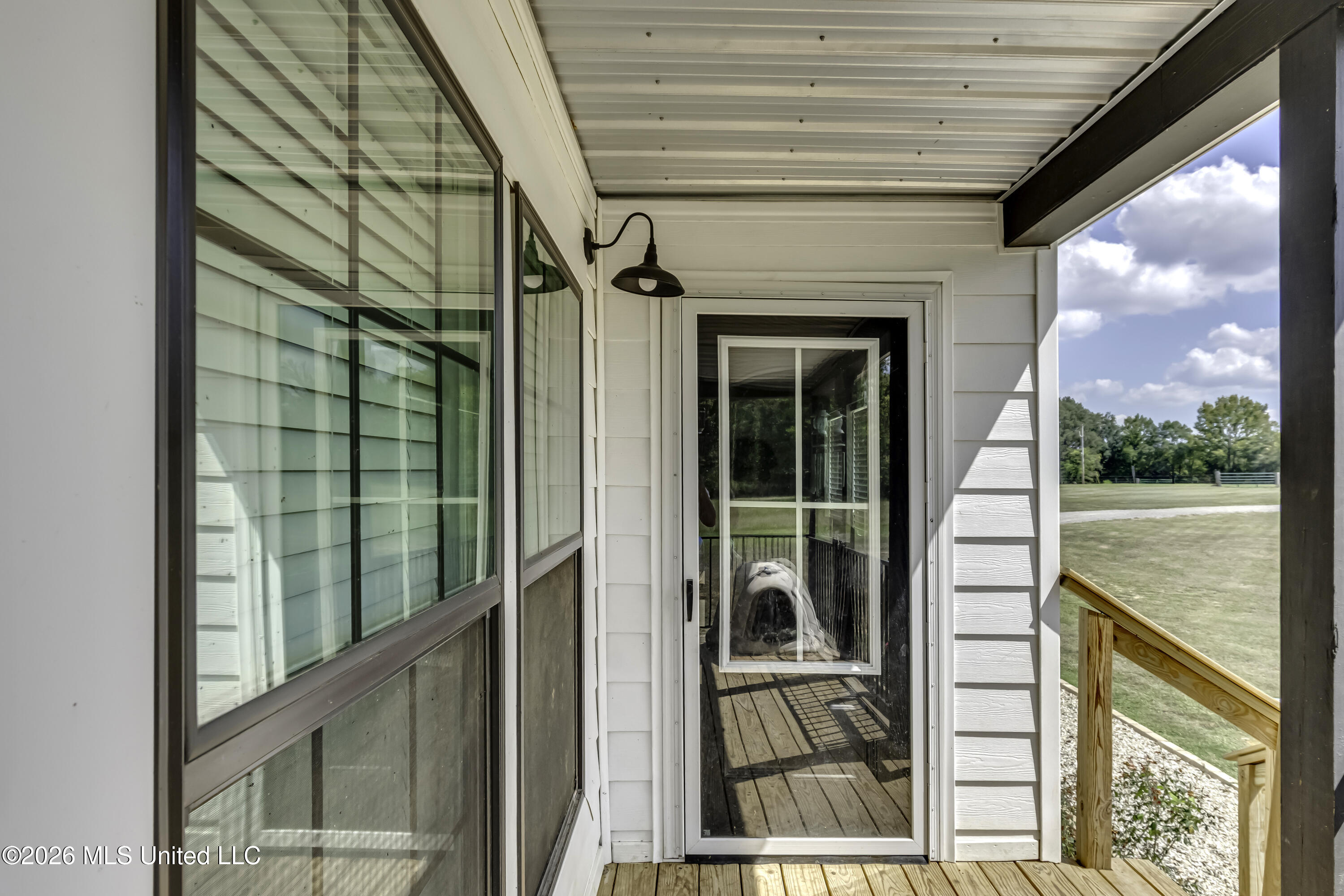 1534 Stokes Road Property Photo 9