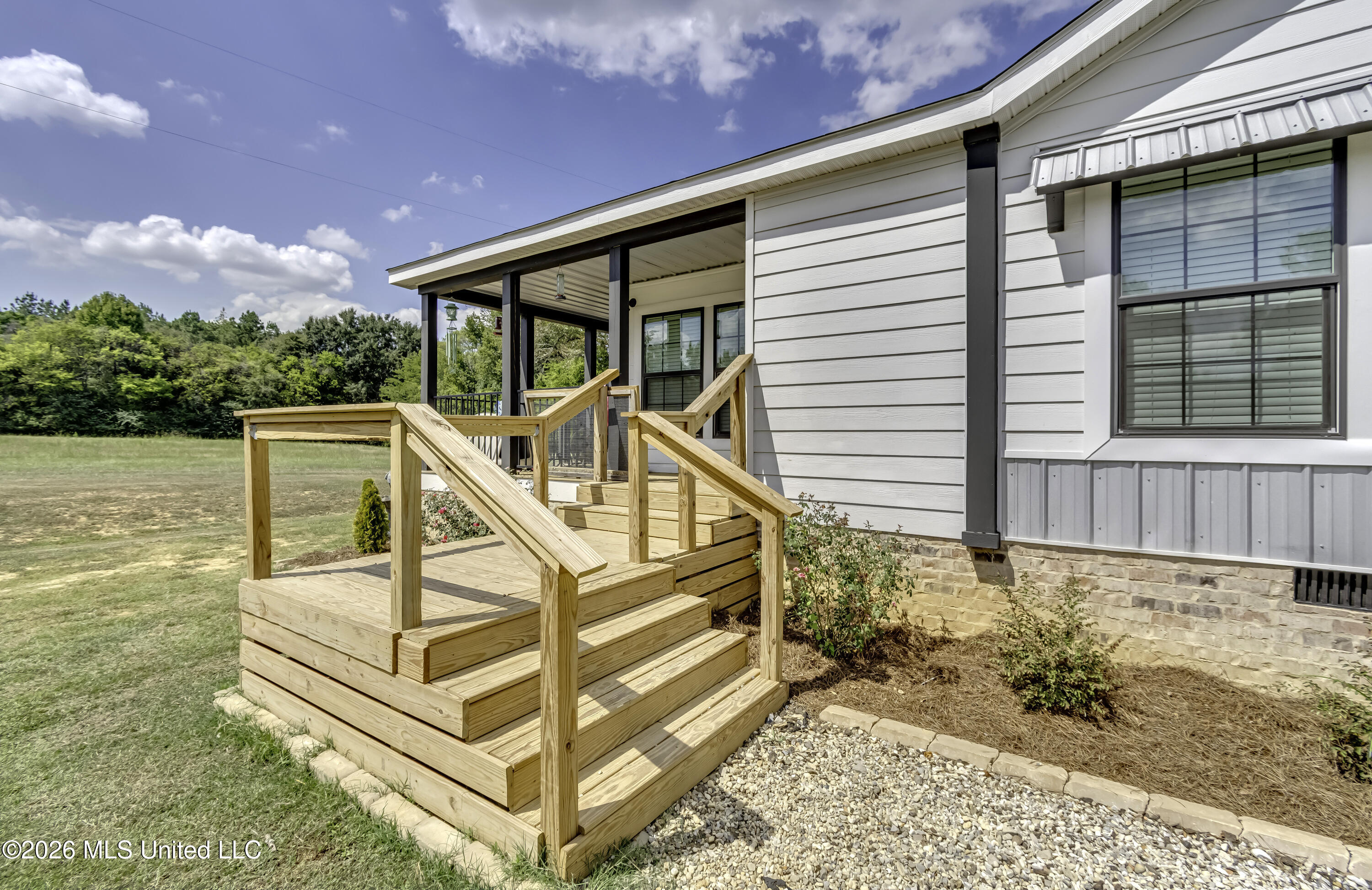 1534 Stokes Road Property Photo 13