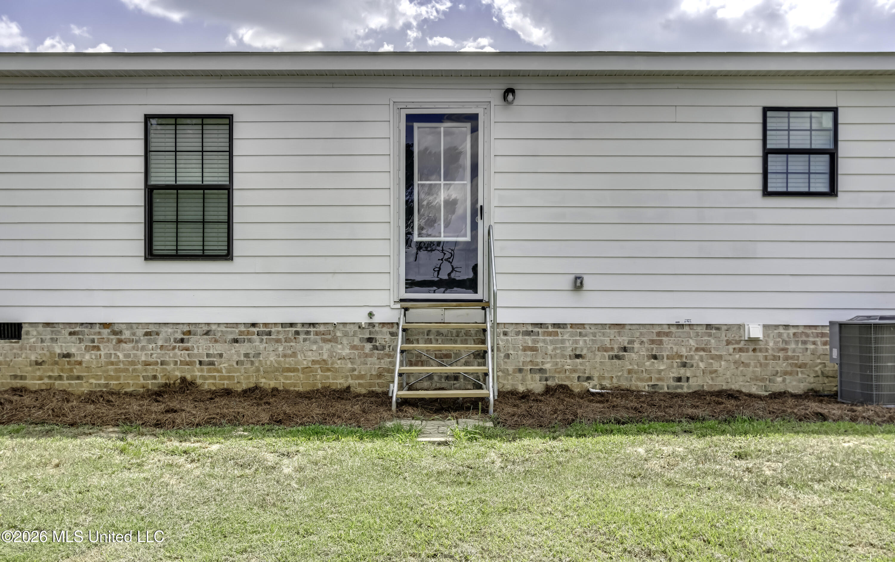 1534 Stokes Road Property Photo 14