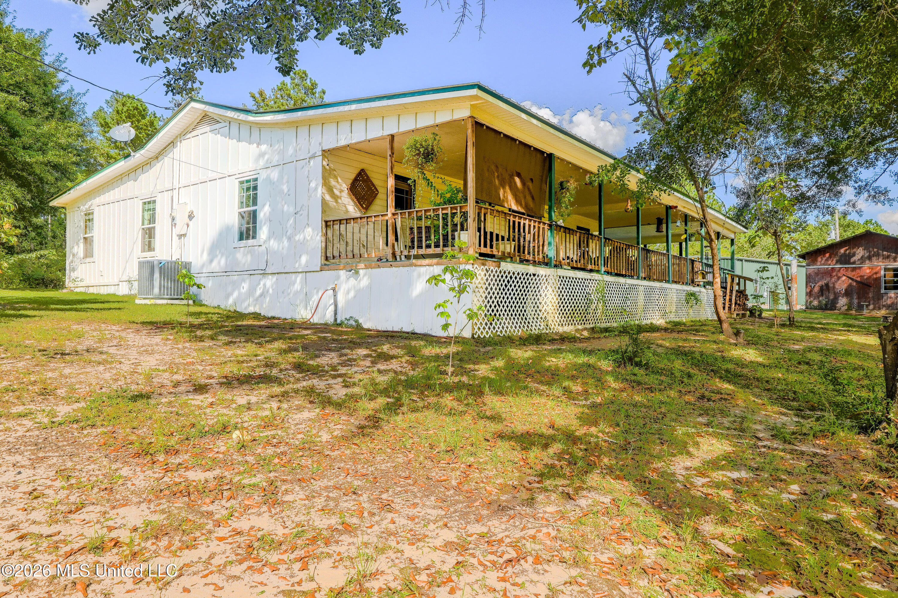 213 Sand Spring Loop Property Photo 1