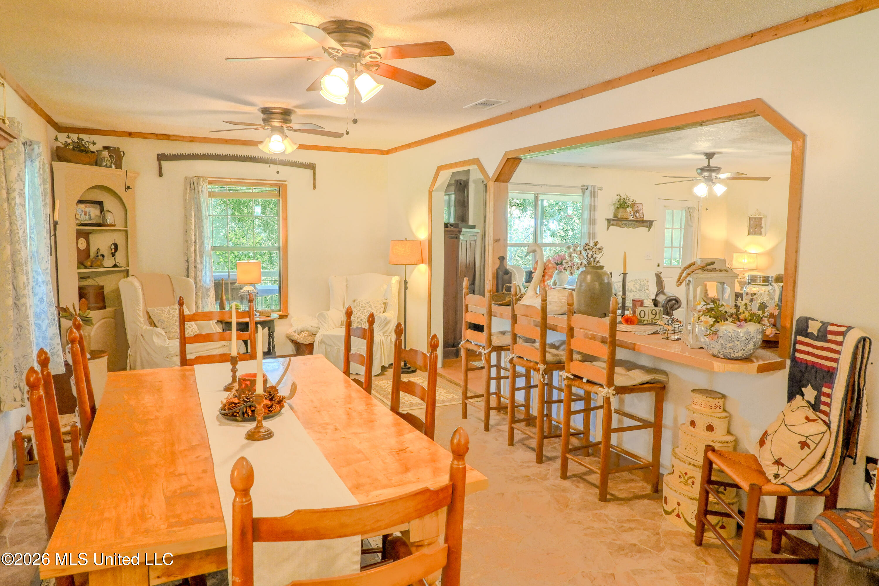 213 Sand Spring Loop Property Photo 9