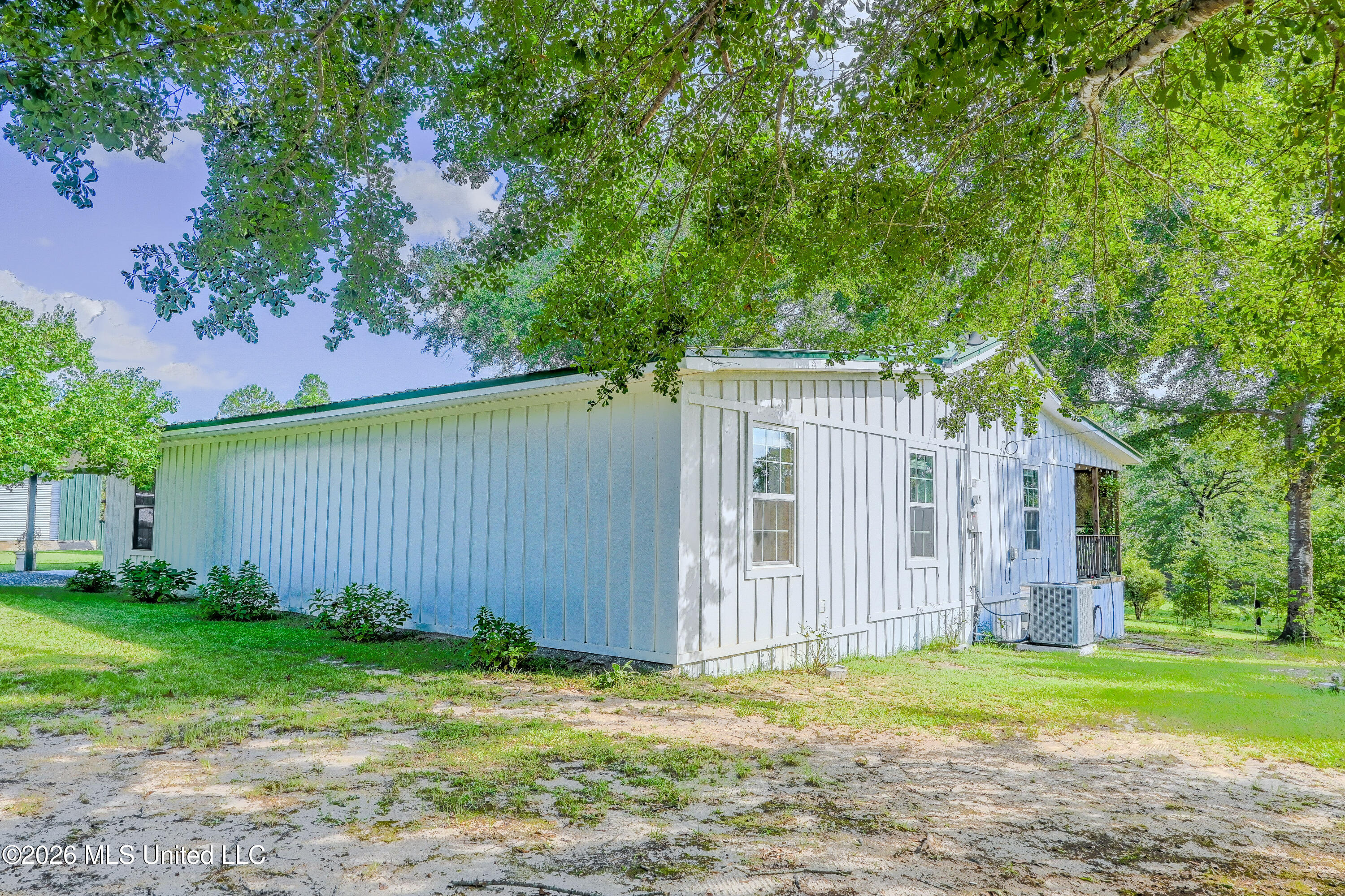 213 Sand Spring Loop Property Photo 24