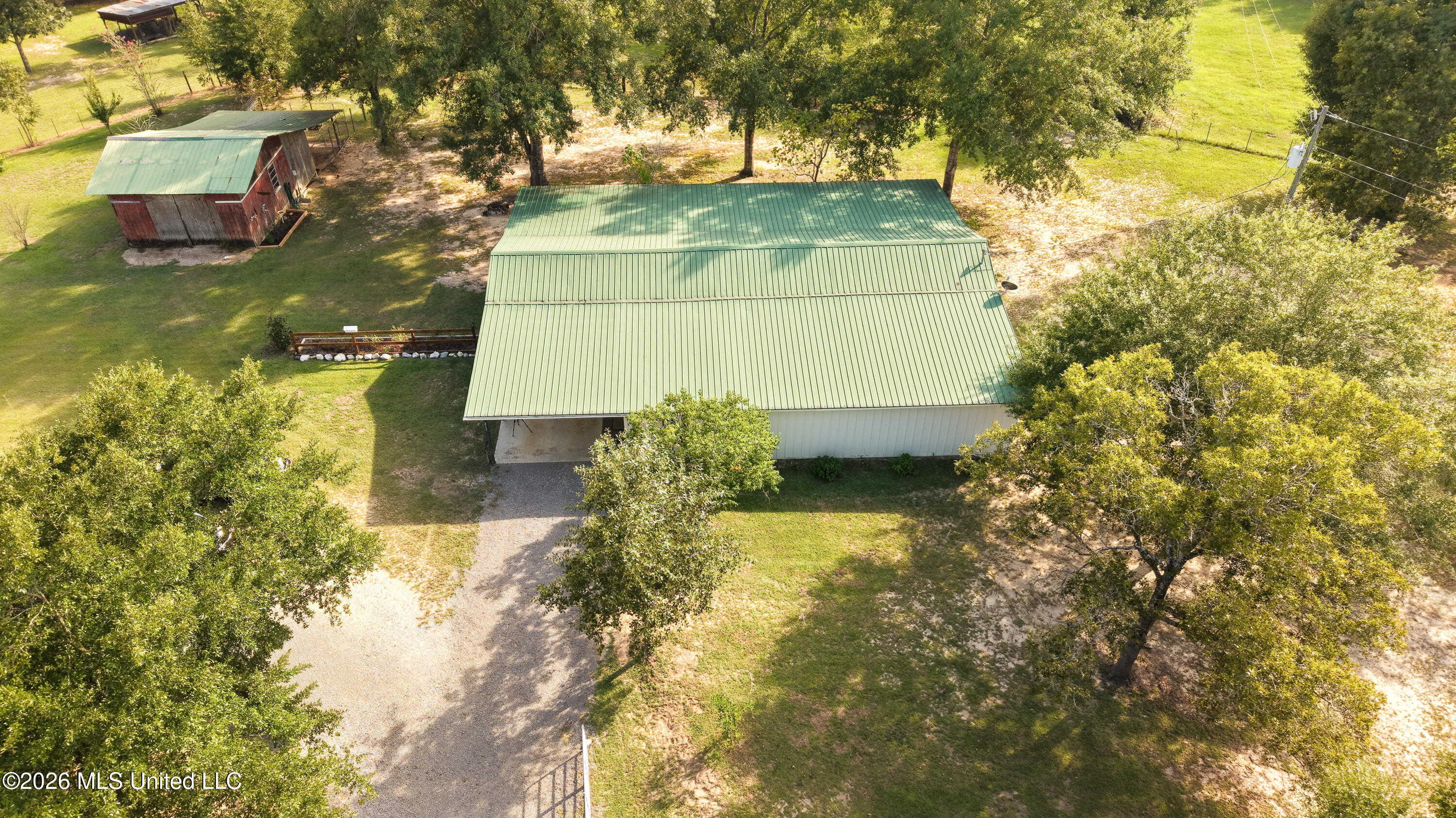 213 Sand Spring Loop Property Photo 30