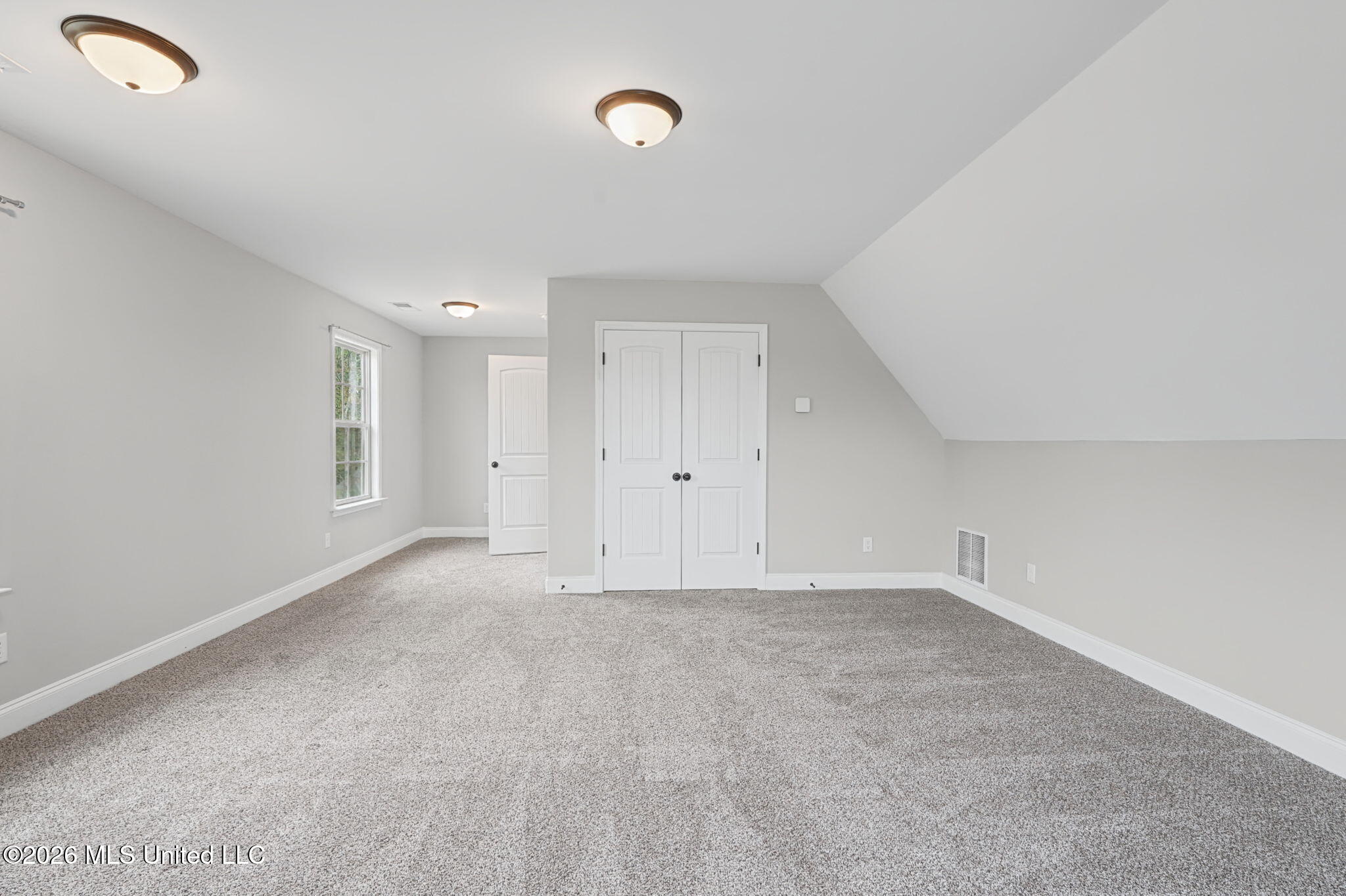 2384 Washington Woods Road Property Photo 25