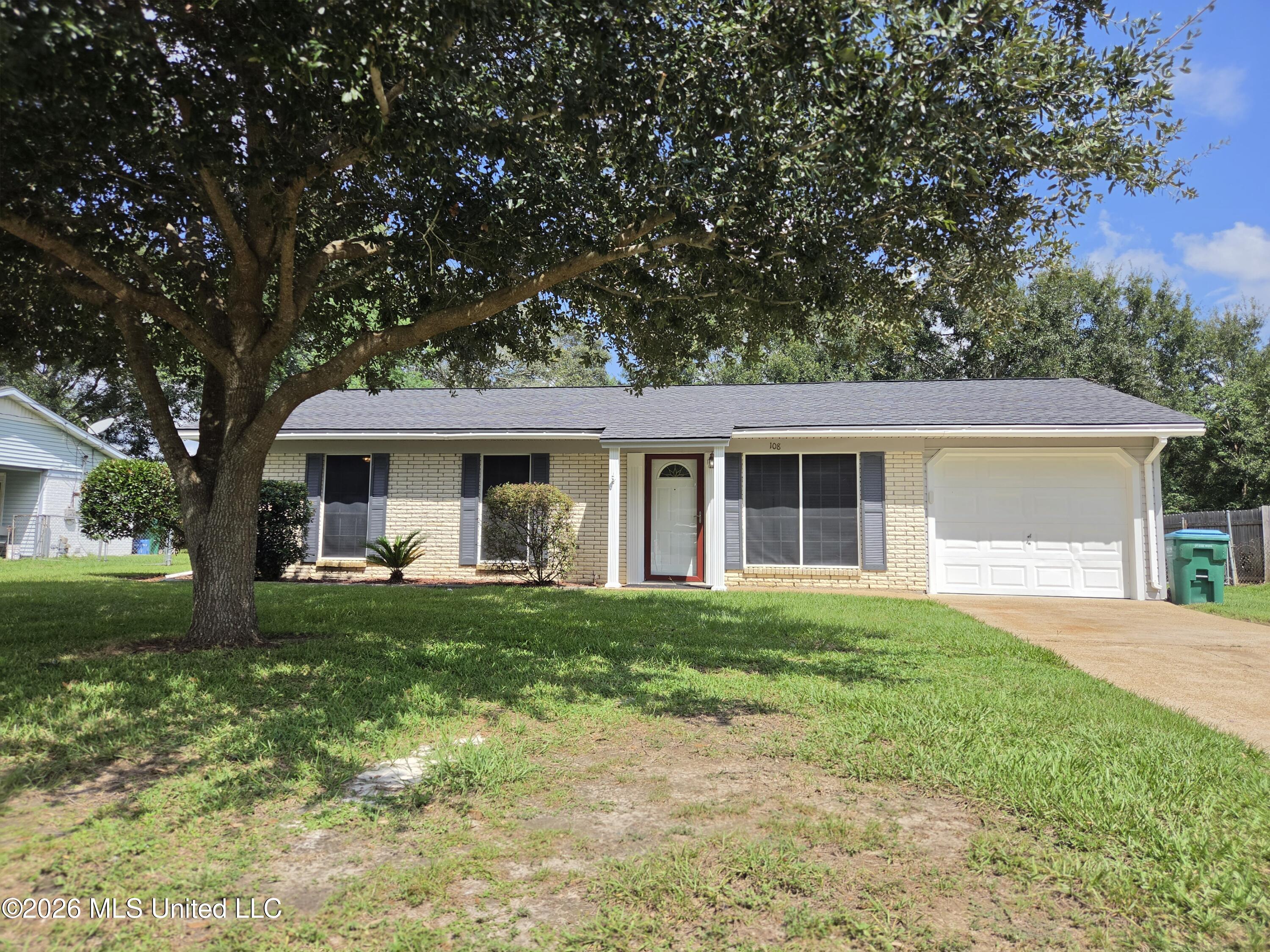 108 Graham Street Property Photo 1