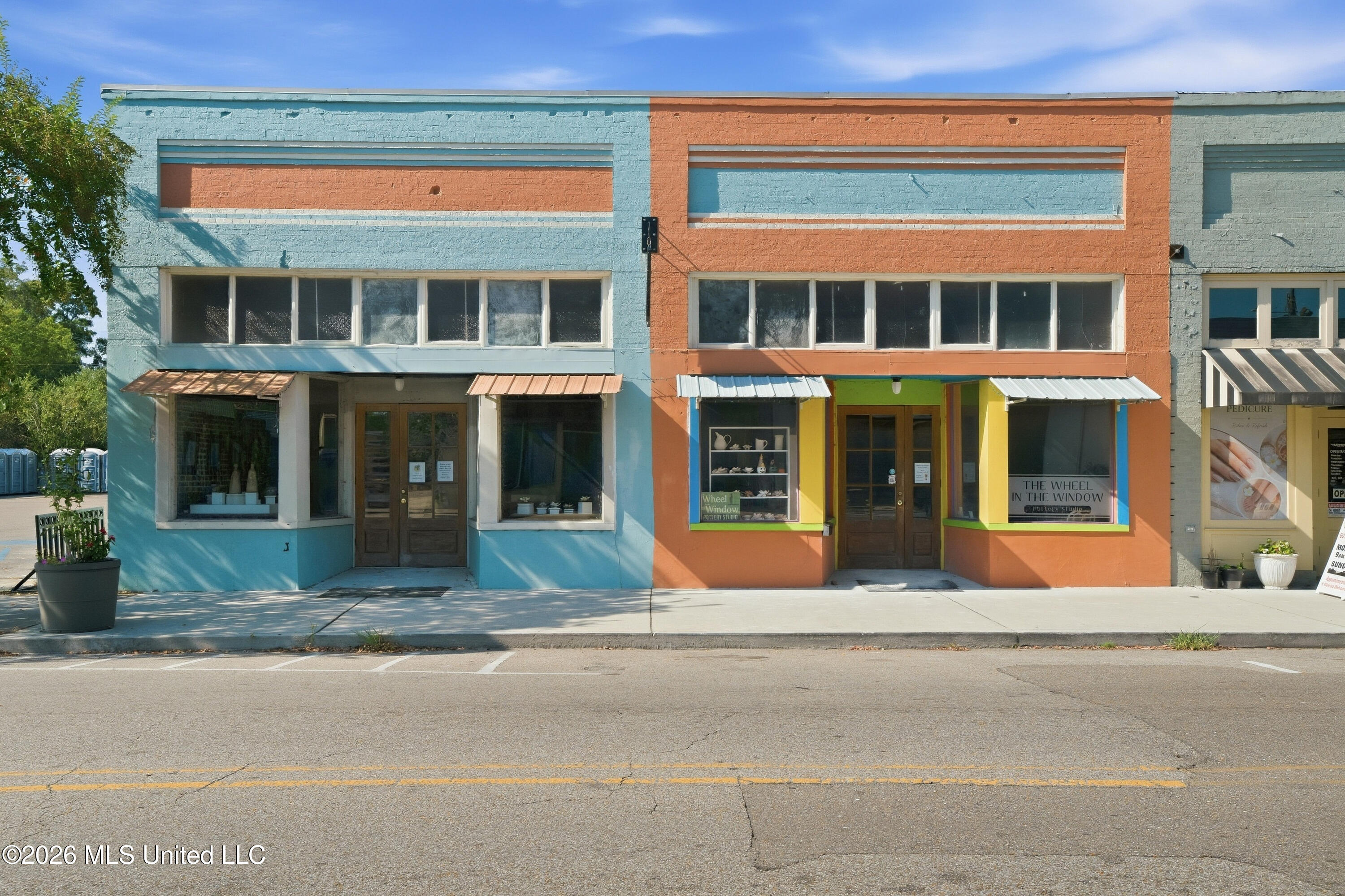 210 N Main Street Property Photo 1