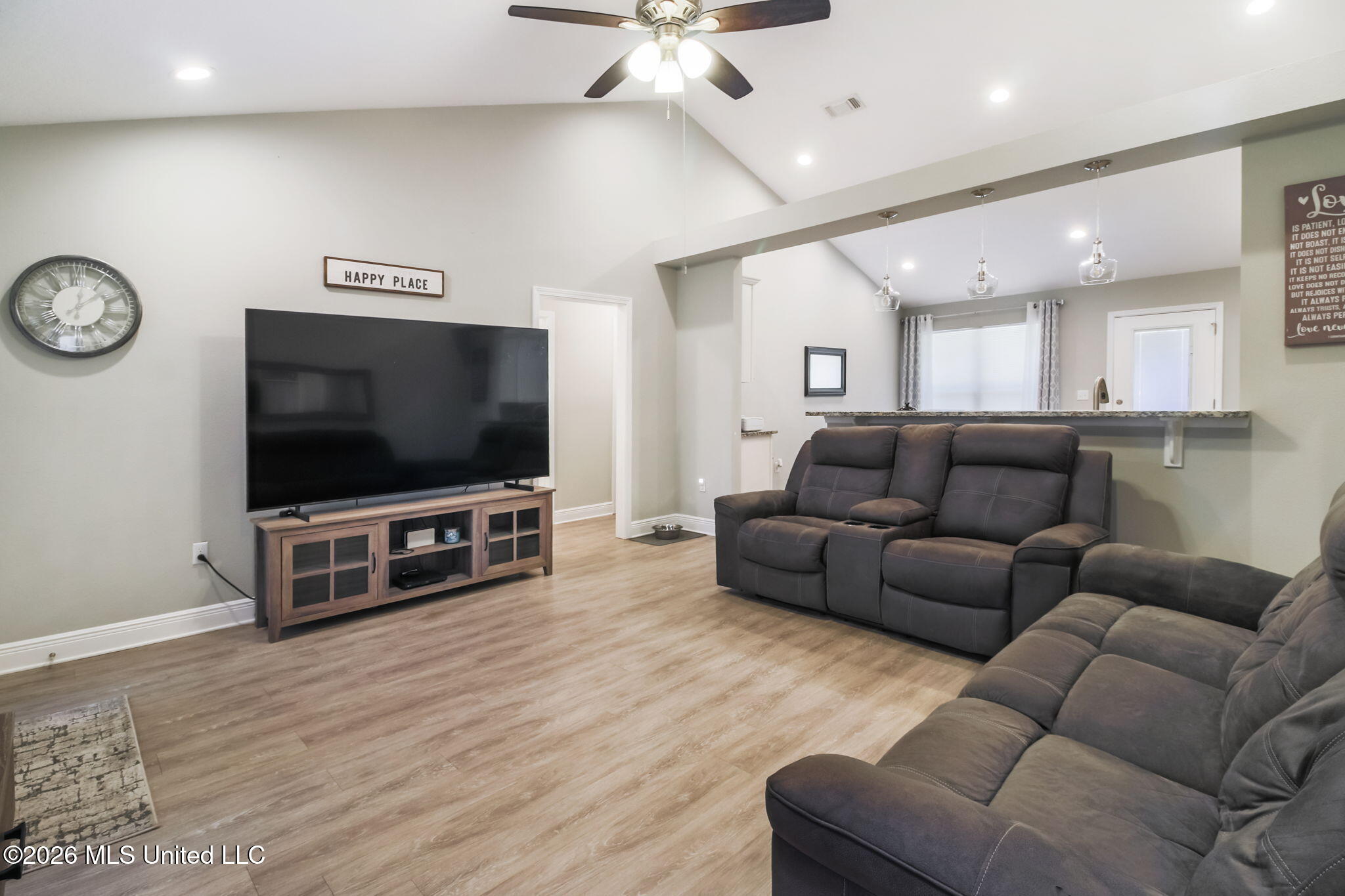 20 Summit View Drive Property Photo 9