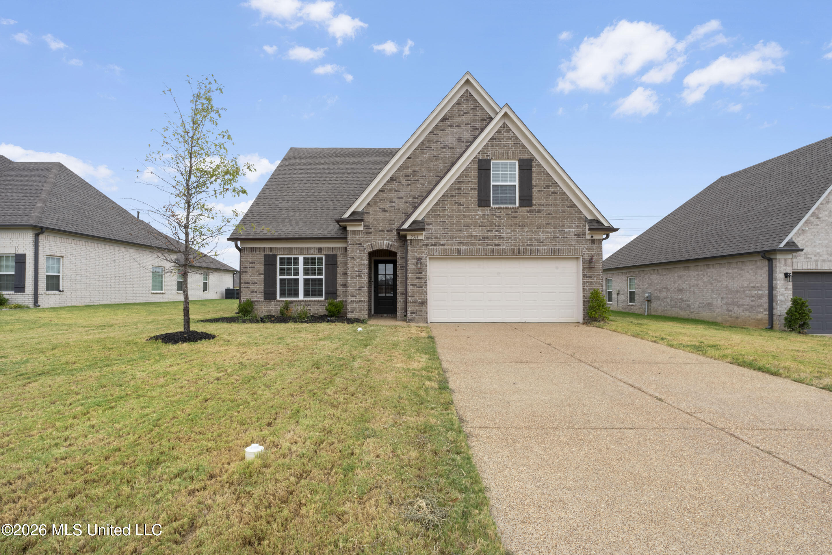 2314 Dela Drive Property Photo 1