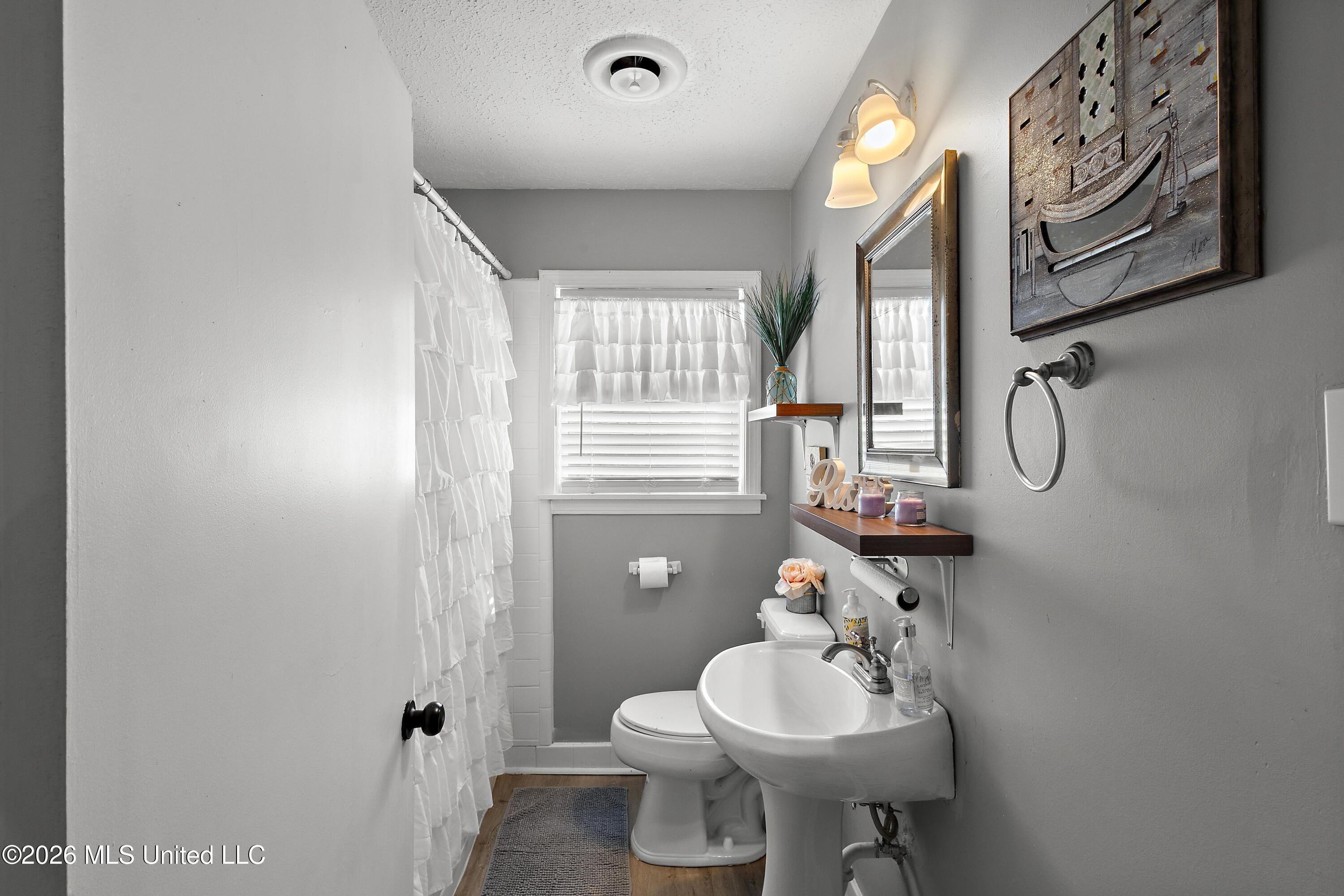941 Berwood Drive Property Photo 12