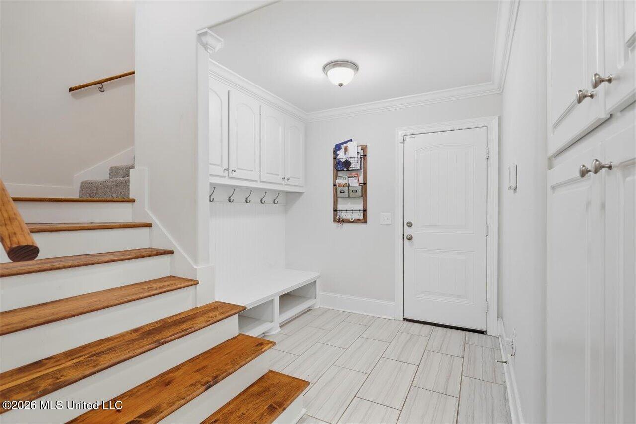 126 Essen Lane Property Photo 19