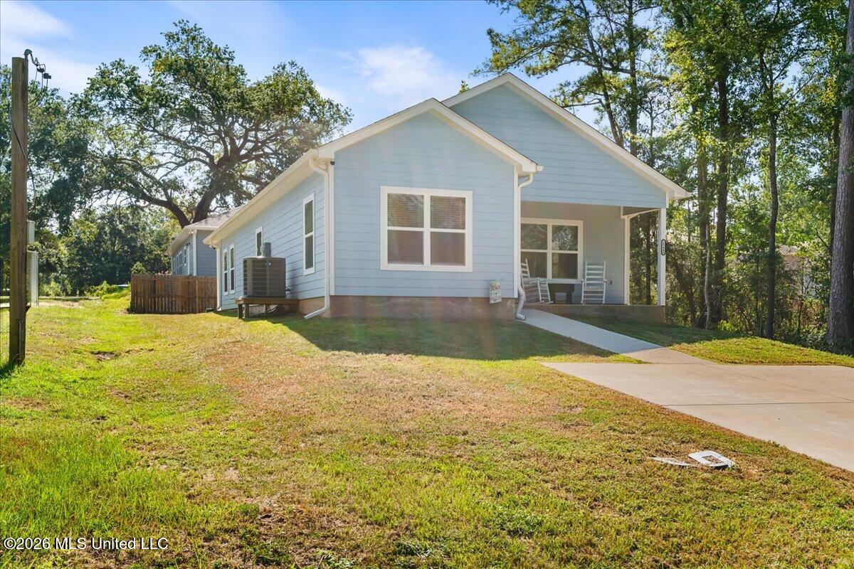 13448 John Road Property Photo 3