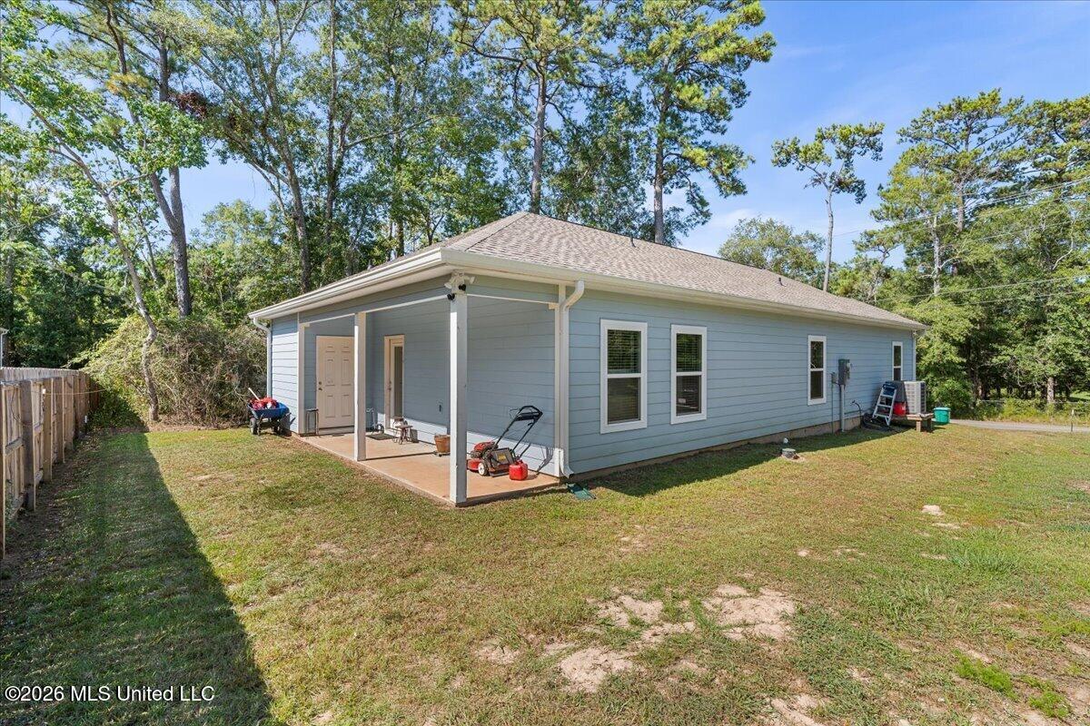 13448 John Road Property Photo 4