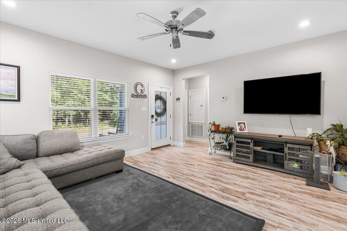 13448 John Road Property Photo 10