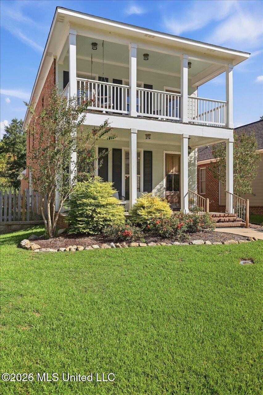 312 W Lawson Street Property Photo 2
