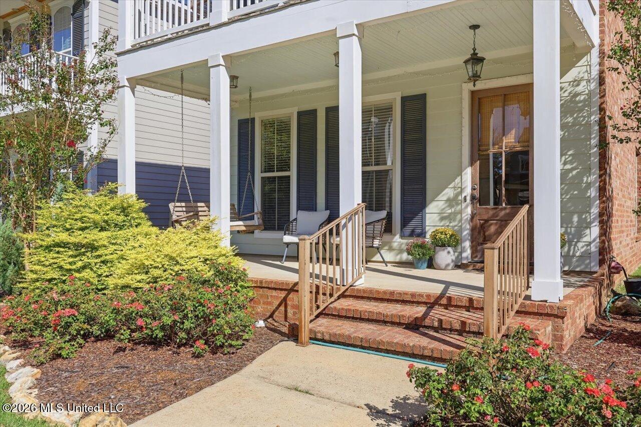 312 W Lawson Street Property Photo 4