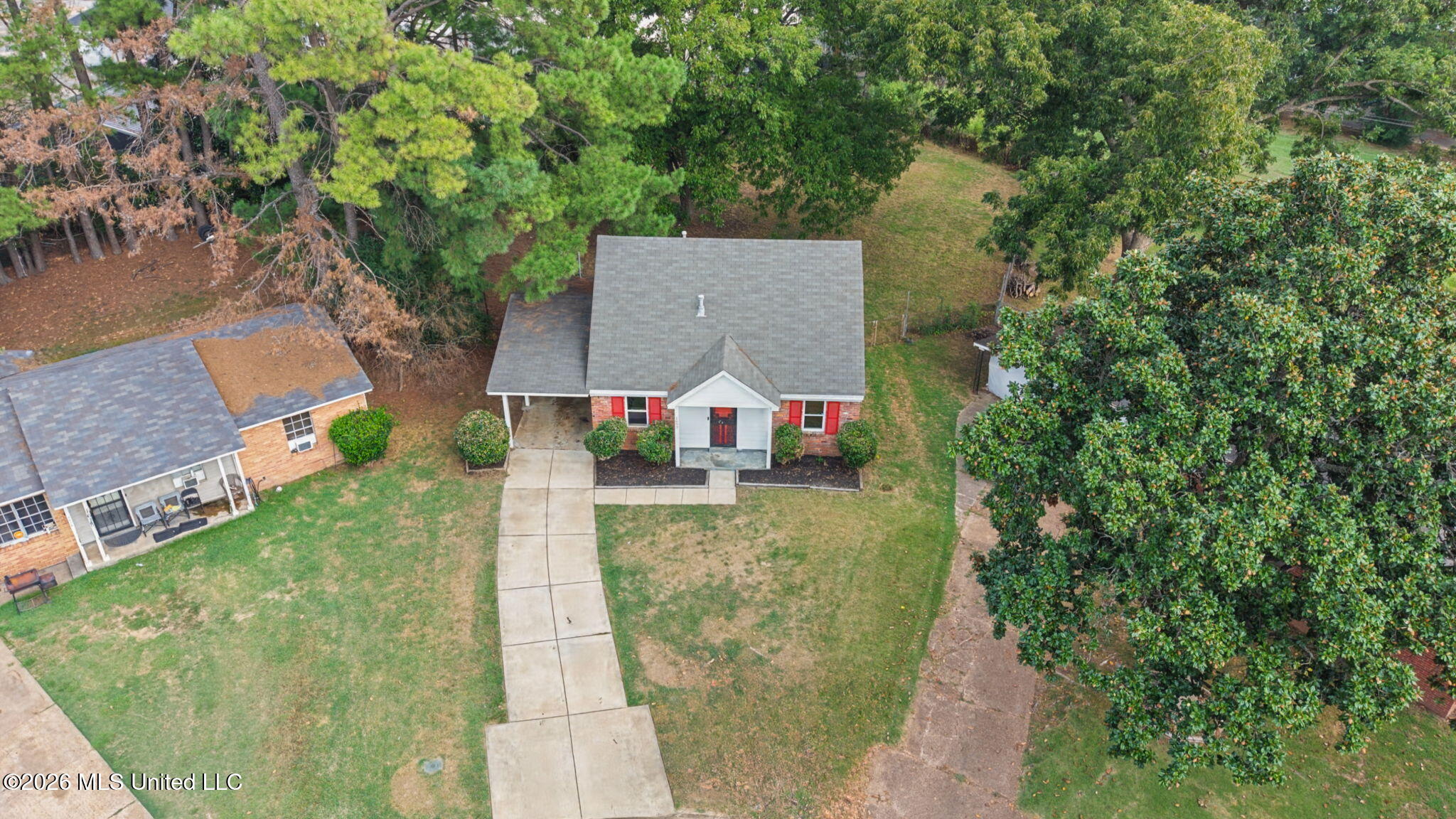 1693 Carla Cove Property Photo 27