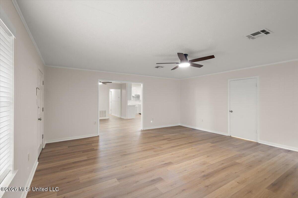 2549 Gina Drive Property Photo 8