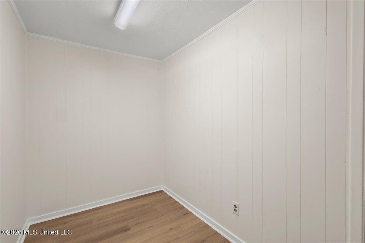 2549 Gina Drive Property Photo 9