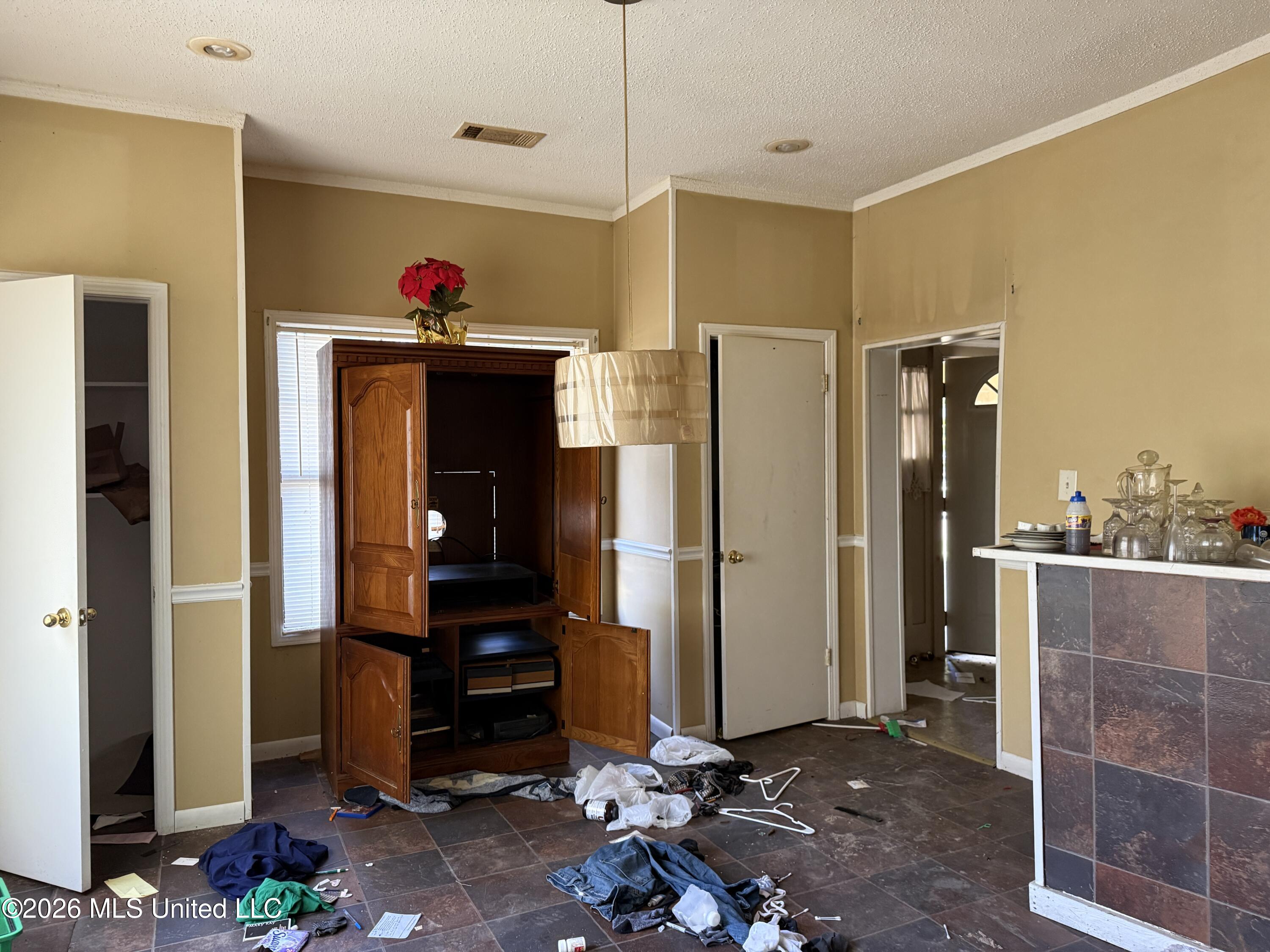 312 Catalpa Street Property Photo 15