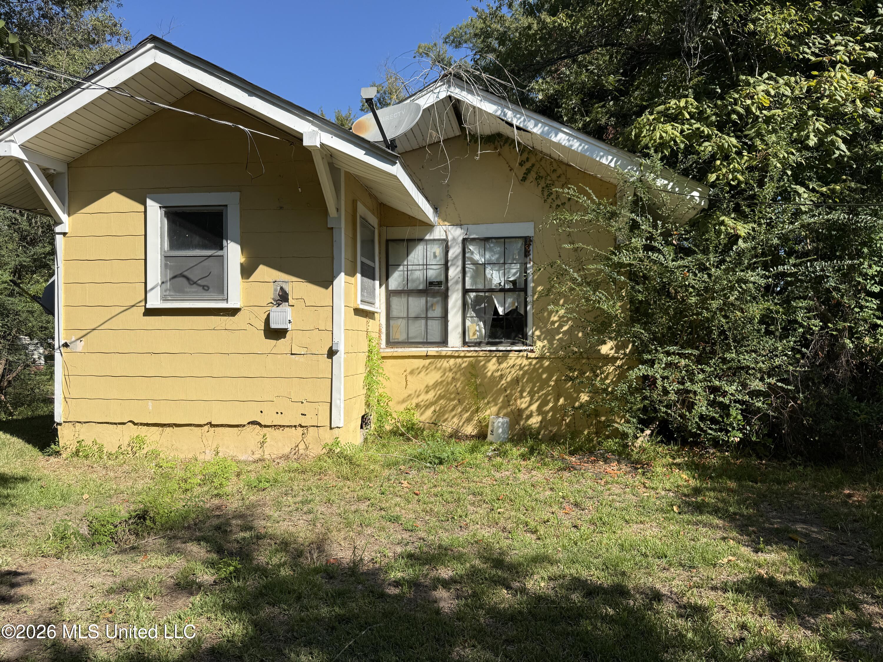 312 Catalpa Street Property Photo 21