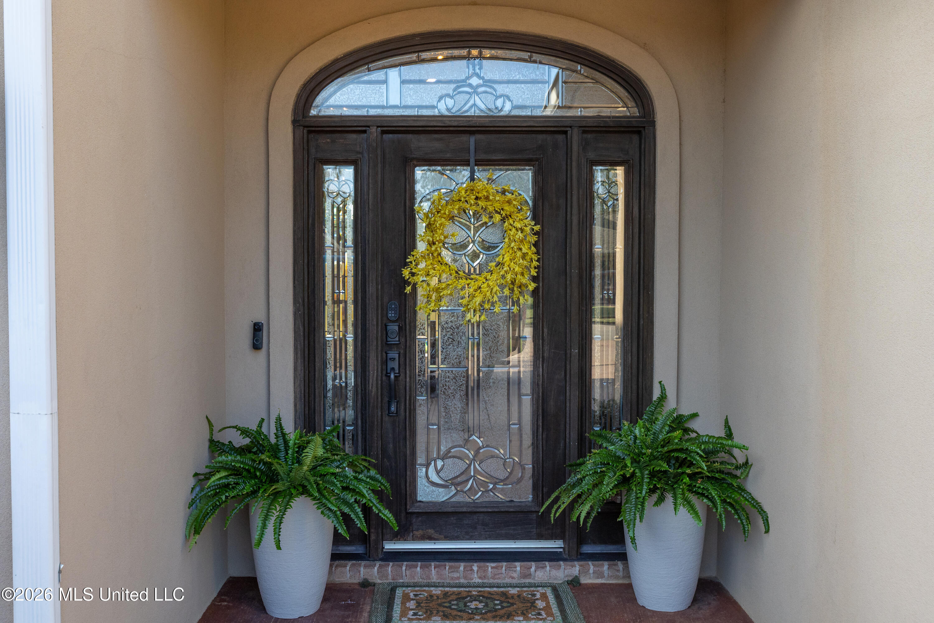 9309 Alcove Lane Property Photo 4